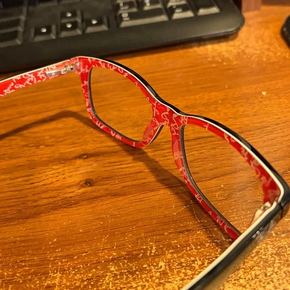 Ray bans Black Frame with Red Patterned Temples. Rb5228247953017140 - Picture 3 of 4